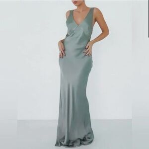 NWT Rumored Sunset Strip Maxi Dress in Rosemary
